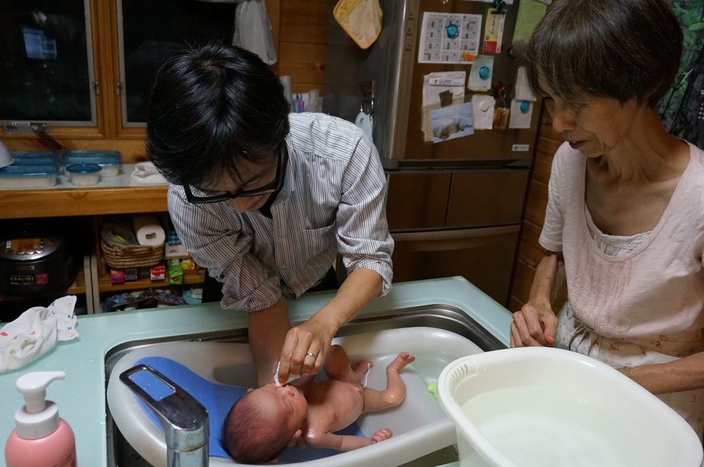 今日はパパが沐浴を ６０才からの挑戦